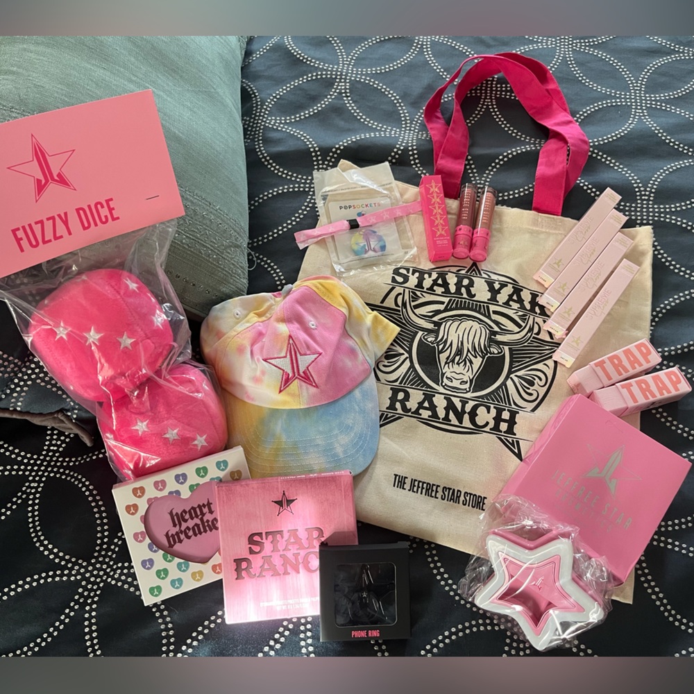 Jeffree Star NEW swag bag of cosmetics and different items- RARE!!